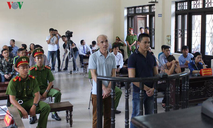 Xét xử vụ nhắn tin đe dọa Chủ tịch tỉnh Bắc Ninh