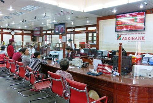 Agribank hỗ trợ, tháo gỡ khó khăn đối với khách hàng bị ảnh hưởng bởi bão số 10