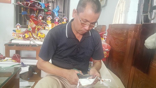 Nghệ nhân làm đồ chơi Trung Thu: Không làm lại thấy thiếu thiếu
