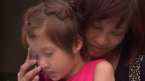 Có nên ly hôn chồng đang ở nước ngoài có biểu hiện hờ hững?