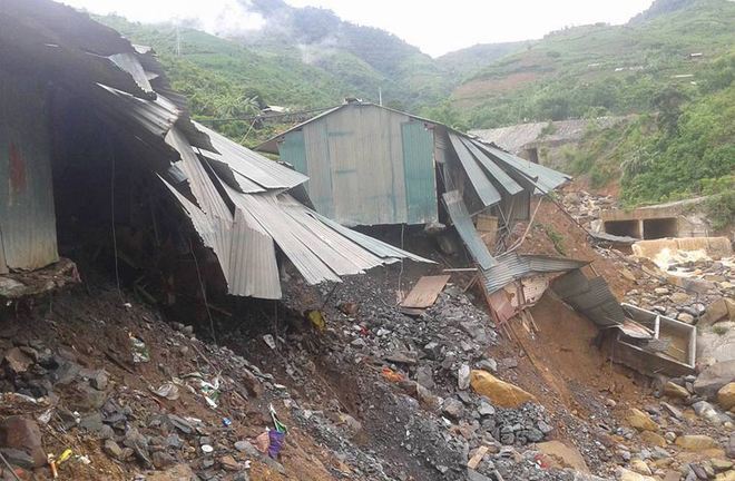 Lũ lụt nghiêm trọng ở miền núi phía Bắc: 15 người chết, 13 người mất tích