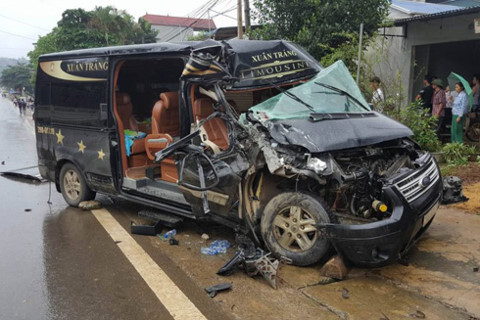 Tin tai nạn giao thông mới nhất ngày 14/10/2017