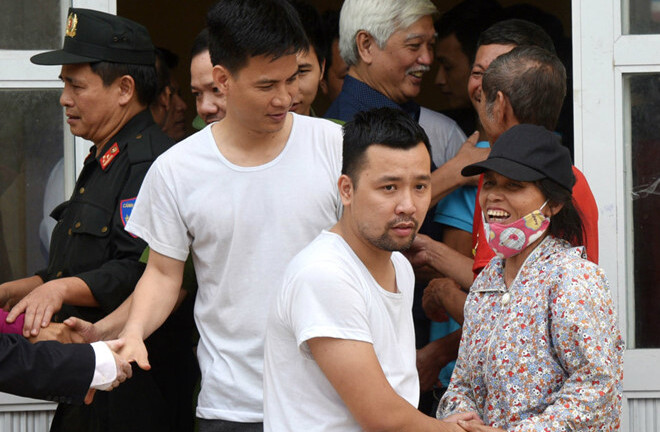 Vụ bắt người, phá tài sản ở thôn Hoành: Công an Hà Nội kêu gọi đầu thú 