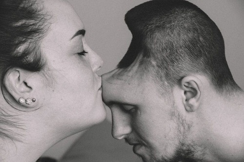 Nghiện nước tăng lực, người đàn ông mất hẳn nửa bộ não và suýt mất mạng