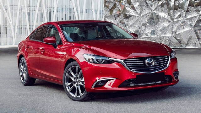 Mazda6 tiếp tục giảm giá, chỉ còn 820 triệu đồng
