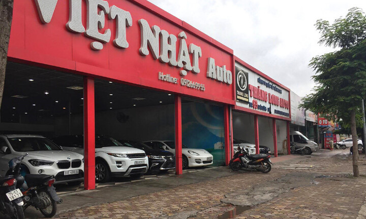 Chợ xe cũ đìu hiu vì các hãng đua nhau giảm giá