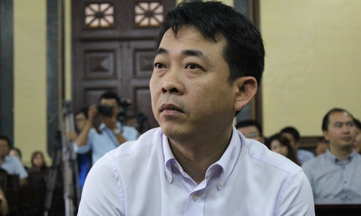 Hai bị cáo vụ VN Phama bị bắt ngay tại tòa: Bất ngờ nhưng không sai về luật