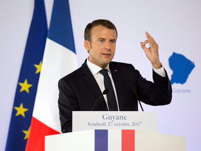 Tổng thống Pháp ký ban hành luật chống khủng bố gây tranh cãi