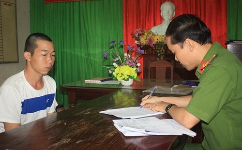 Bắt tạm giam đối tượng tông thẳng vào CSGT khi bị dừng xe kiểm tra