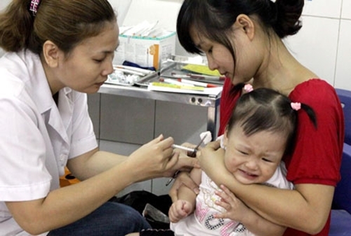 Hà Nội: Dịch sốt xuất huyết giảm, dịch sởi gia tăng