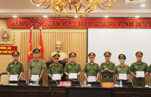 Bí thư Thành ủy Hà Nội biểu dương lực lượng phá vụ trọng án tại chung cư cao cấp