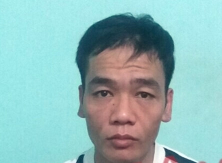 Tóm gọn tên cướp lao vào ngân hàng giật 200 triệu của người phụ nữ