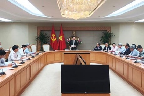 Bảo đảm không biến động về nguồn hàng và giá cả tại các vùng bão lũ