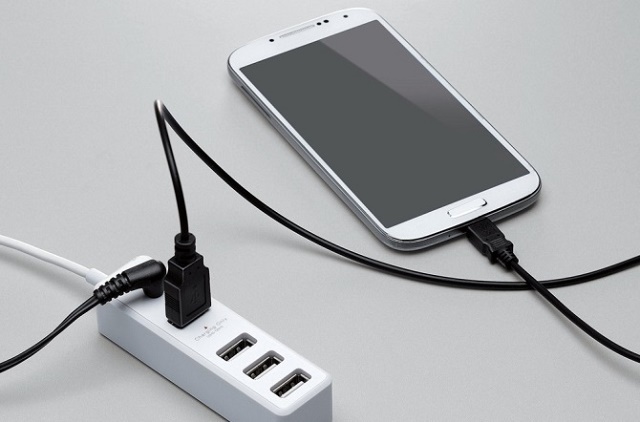 Bị điện giật khi sạc pin điện thoại, nữ sinh lớp 9 tử vong