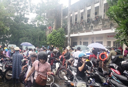 Đã xác định được người tung tin bịa đặt 'vỡ đập' Đá Bàn