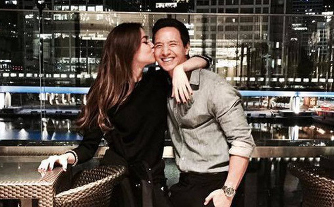 Hồ Ngọc Hà đăng ảnh hôn Kim Lý, chính thức công khai tình cảm