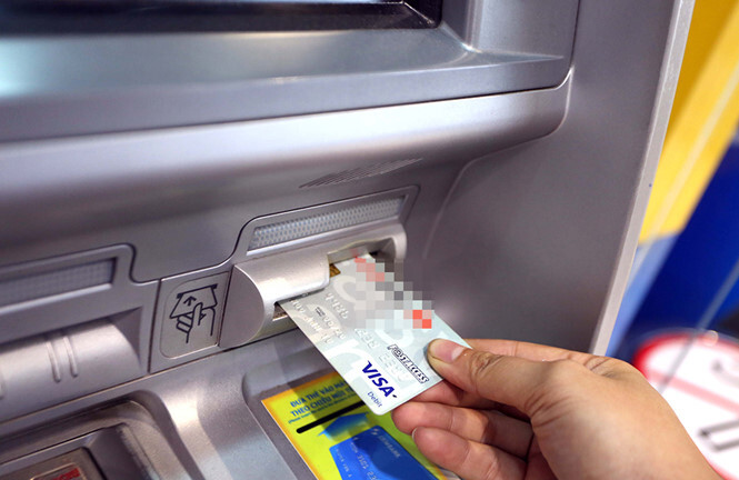 Thẻ tín dụng chỉ rút tối đa 5 triệu đồng/ngày: 