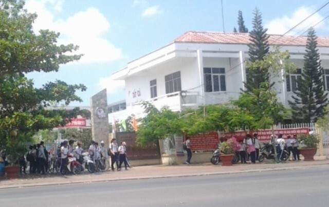  Bạc Liêu: Nhiều hiệu trưởng bị kiểm điểm vì lạm thu đầu năm học