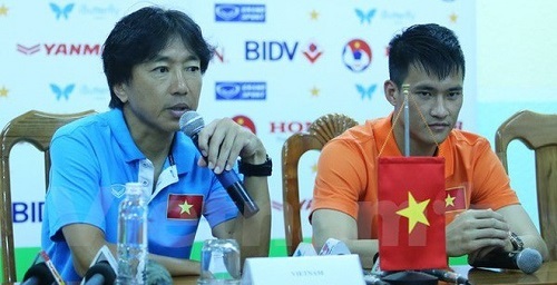 Công Vinh mời HLV Miura về dẫn dắt đội TP HCM