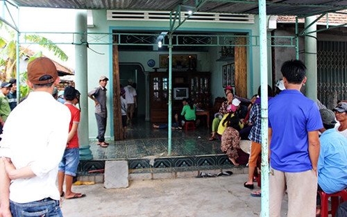 Người đàn ông tử vong giữa nhà sau tiếng nổ lớn nghi cưa đạn pháo