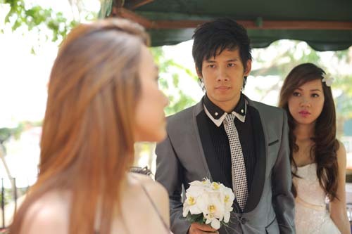 Em là người anh yêu thương nhưng xin lỗi vì đã lấy hết thanh xuân của em