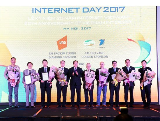 Công bố 10 nhân vật ảnh hưởng lớn nhất đến Internet Việt Nam trong 10 năm