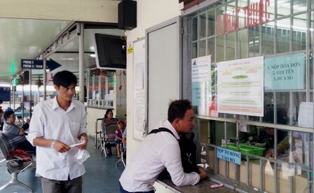 Bảo hiểm y tế đang