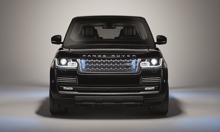 Xe ô tô vũ trang cháy hàng ở đất nước nguy hiểm thứ 2 thế giới