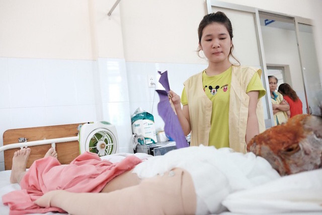 Bắt nghi phạm tạt axit 2 cô gái trẻ giữa ban ngày