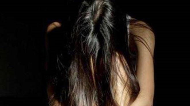 Giải cứu cô gái trẻ thoát khỏi động quỷ