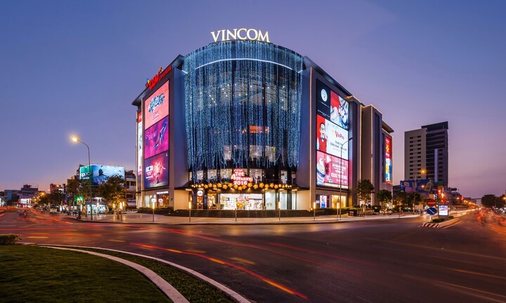 Ông chủ Vingroup kỳ vọng huy động được 1,5 tỷ USD cho VinFast