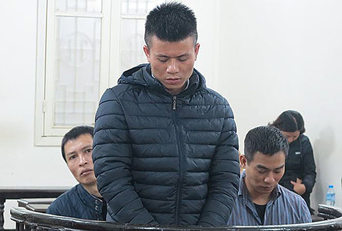 Tử hình các đối tượng chuyển ma túy bằng lò vi sóng, thùng hoa quả từ Trung Quốc