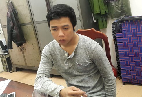 Khởi tố đối tượng chém đứt bàn tay nhân viên quán karaoke