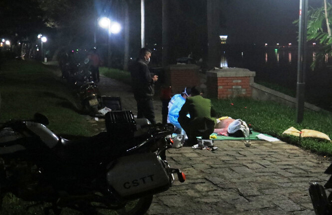 Phát hiện thi thể trôi dạt trên sông Hương  