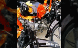 Chú rể chuẩn bị dàn 'Dream chiến thắt nơ đỏ' đến rước nàng về dinh