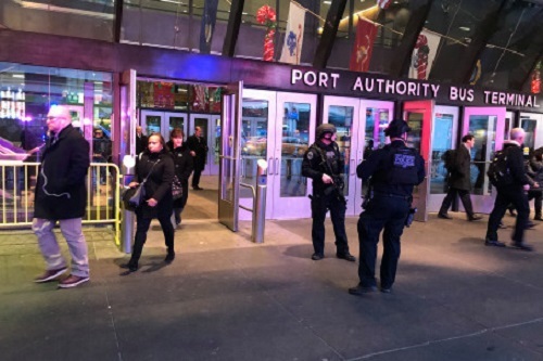 Nổ lớn gần Quảng trường Thời đại ở New York, nhiều người bị thương