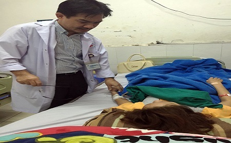 Cô gái bị mù một mắt sau khi tiêm filler nâng mũi