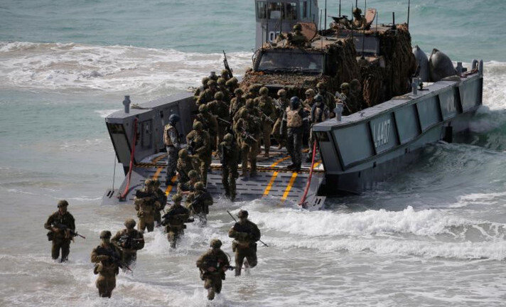 Nữ Đại úy Quân đội Úc đề xuất đưa gái mại dâm vào “phục vụ” quân nhân