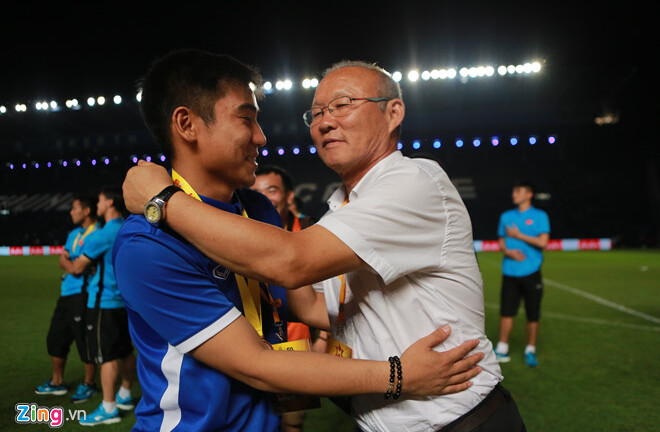 Thắng Thái Lan, HLV Park Hang-seo đã lập kỉ lục gì?