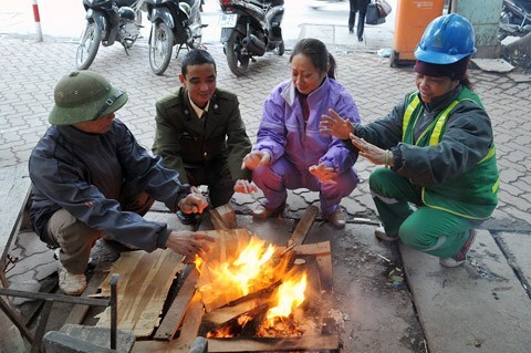 Dự báo thời tiết 17/12: Không khí lạnh tăng cường, Bắc Bộ tiếp tục rét đậm