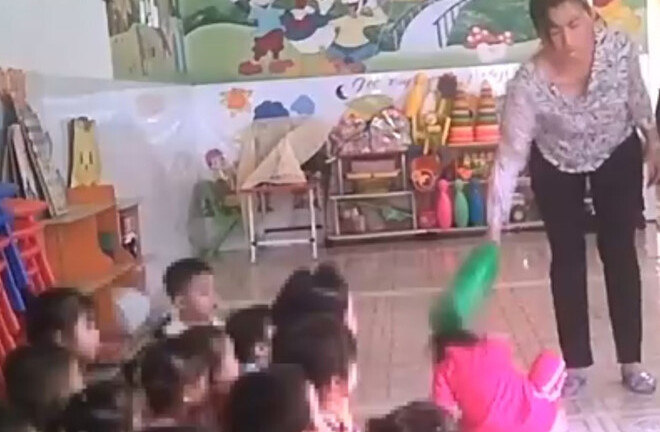 Xót xa những vụ bạo hành trẻ em chấn động dư luận 2017