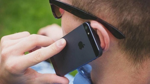 Nghiện smartphone có thể gây ung thư não, mất trí nhớ, điếc