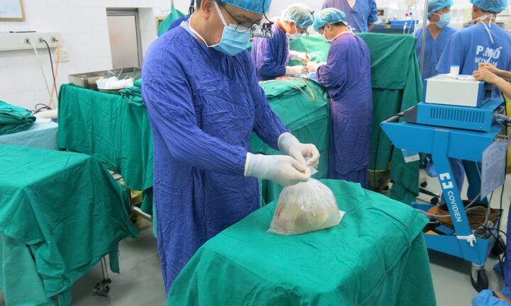PGS.TS Nguyễn Hữu Ước: Ghép tim và thận thành công cho 3 bệnh nhân từ người chết não