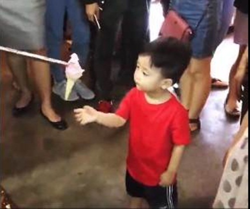 Cậu bé 'siêu lì