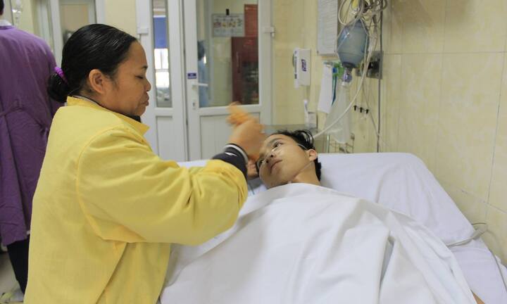 Chàng sinh viên nhiễm khuẩn huyết, hở van tim nguy kịch: Nếu không được giúp,