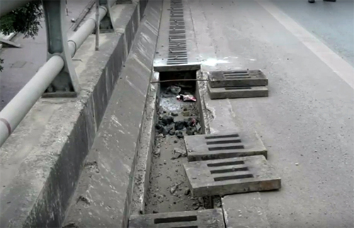 Bắt người đàn ông trộm nhiều tấm chắn rác trên cao tốc Nội Bài - Lào Cai