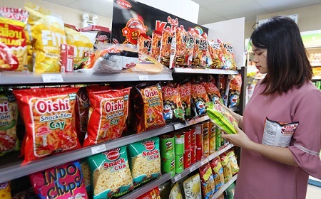 Năm 2017: Người Việt chi gần 8.000 tỉ đồng ăn snack