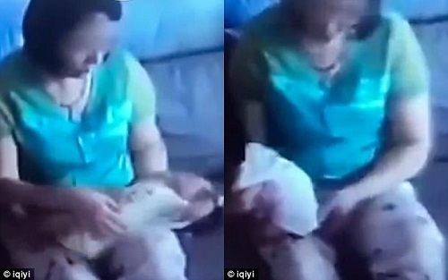 Bị bắt quả tang hành hạ trẻ sơ sinh, bảo mẫu cãi là