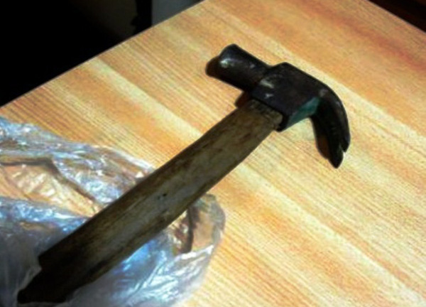 Tạm giam người vợ dùng búa sát hại chồng