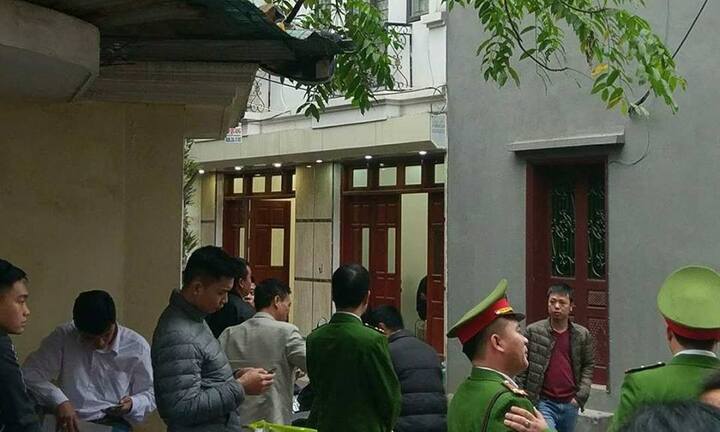 Âm thanh lạ từ căn nhà phát hiện thi thể Chủ tịch huyện Quốc Oai